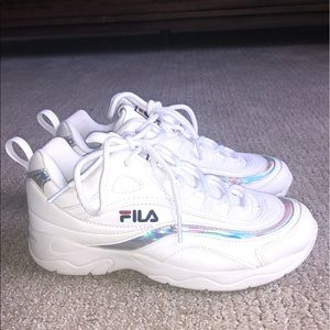 White Fila shows